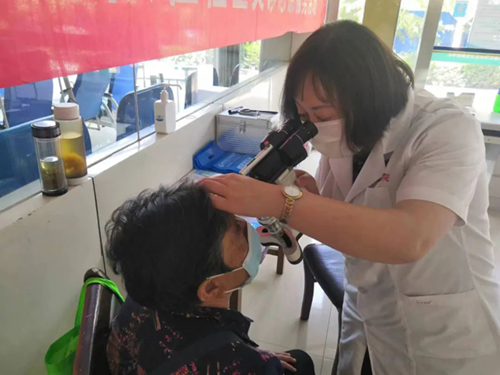 【新时代文明实践】“关爱眼健康”公益义诊活动走进上高街道岔河村