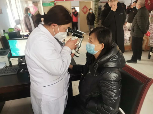 【爱护眼睛，守护光明】“关爱老年健康，共享和谐生活”科普宣传义诊活动正式启动