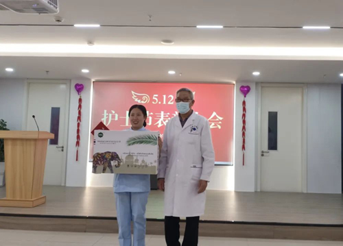 凝心聚力促发展·谱写护理新篇章—我院举办5•12国际护士节表彰大会