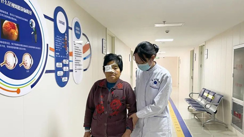 【5.12护士专栏】以大爱谱写南丁格尔精神的时代华章——侯晓莹