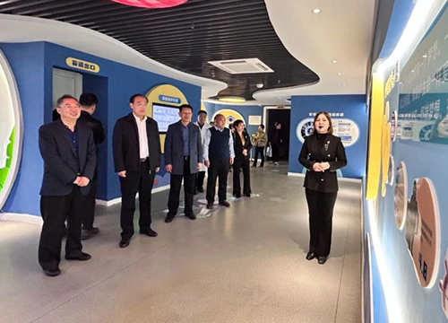 全市儿童青少年近视防控现场观摩团莅临泰安同医仁眼科医院指导交流